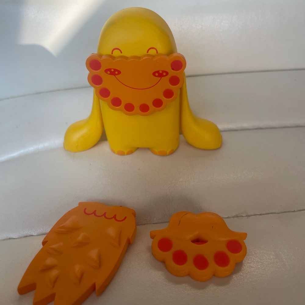 KidRobot Adorable Happy Yellow Bearded Blind Box